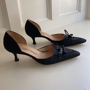 Manolo Blahnik Linen Kitten-Heel Pump